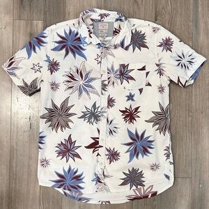 Quiksilver White Short Sleeve Button-Up Shirt with Blue & Burgundy Floral Print